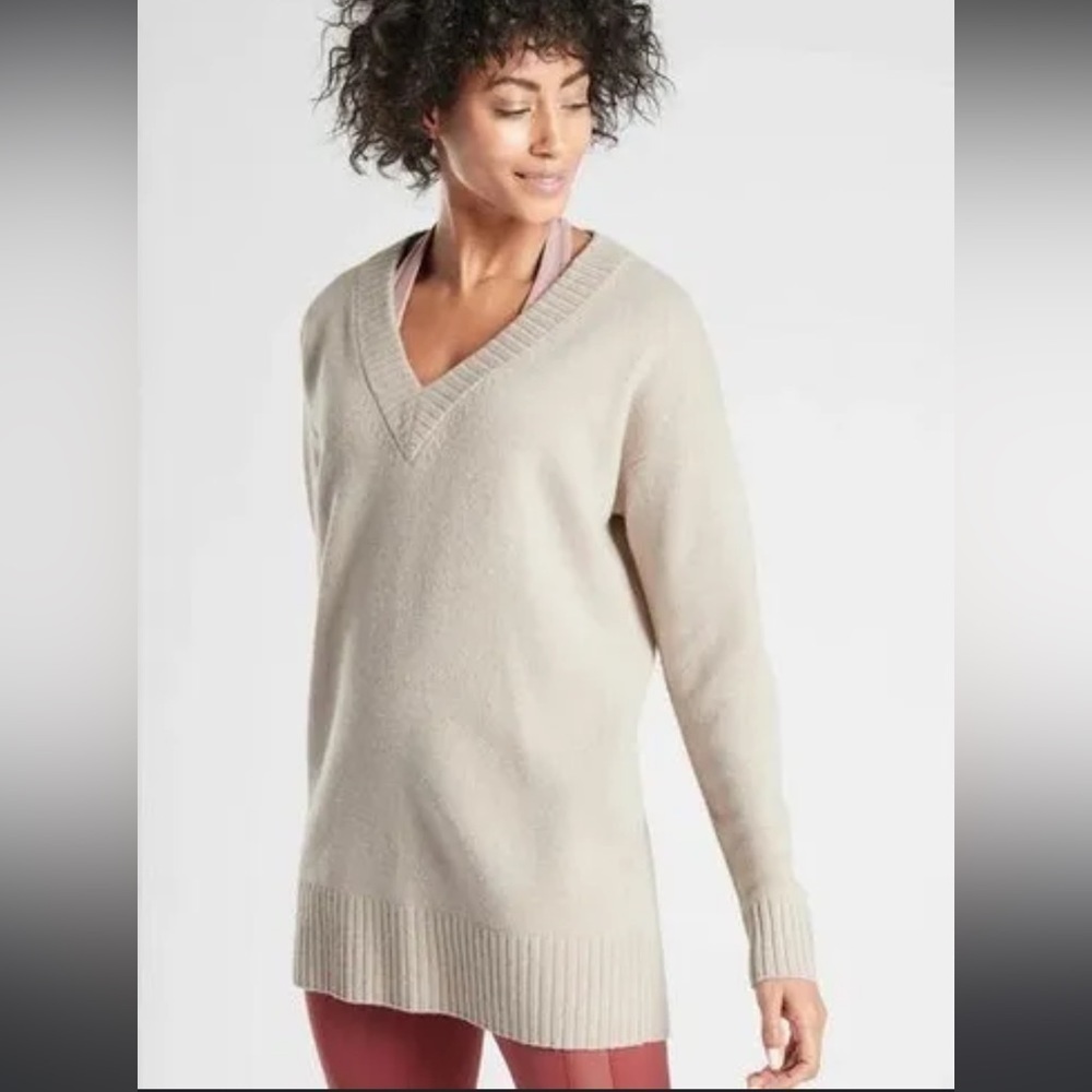 Athleta Women Small Oatmeal Cashmere Wool Cozy Oversized Academia Preppy Sweater